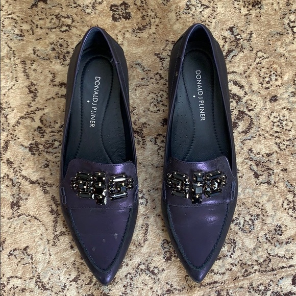 Donald J Pliner embellished pointed toe flat - Picture 2 of 6